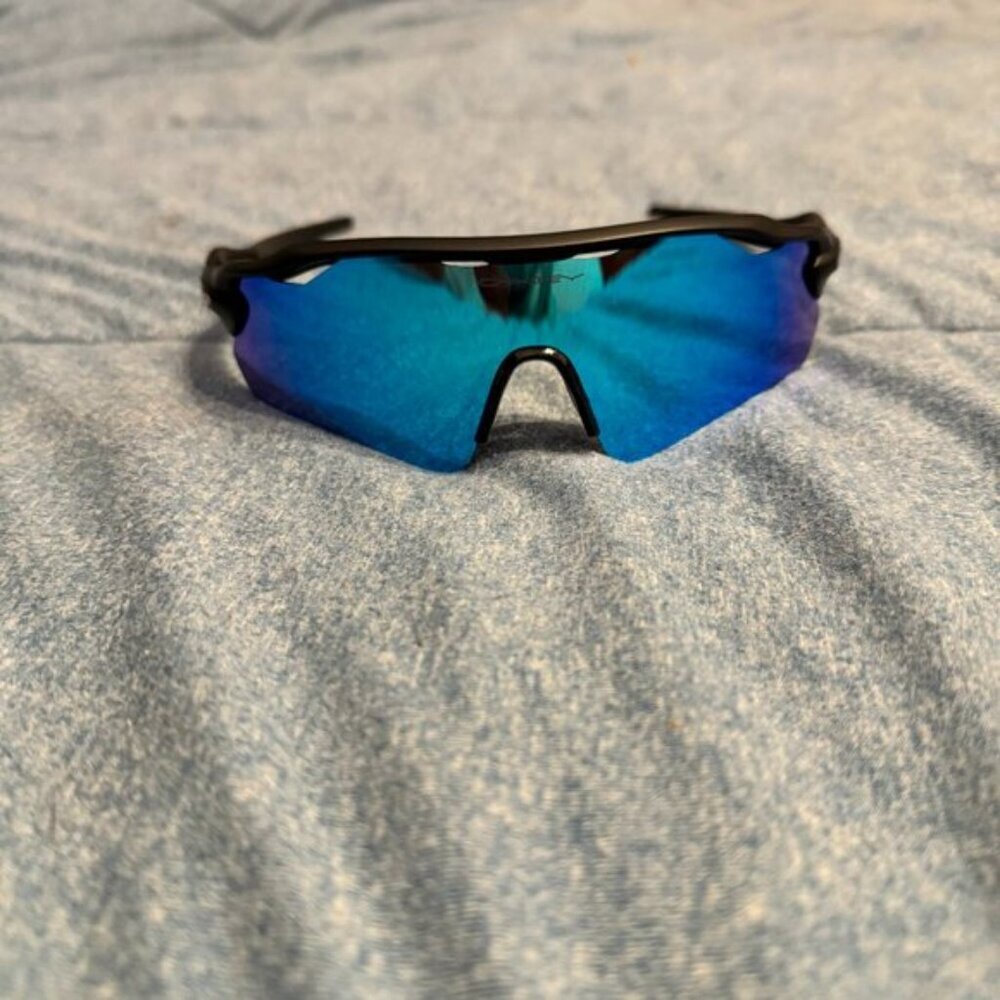 Oakley Radar EV Path Sunglasses Blue Lens Black Frame - Picture 3 of 4